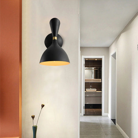 Applique Murale Scandinave Noire Couloir
